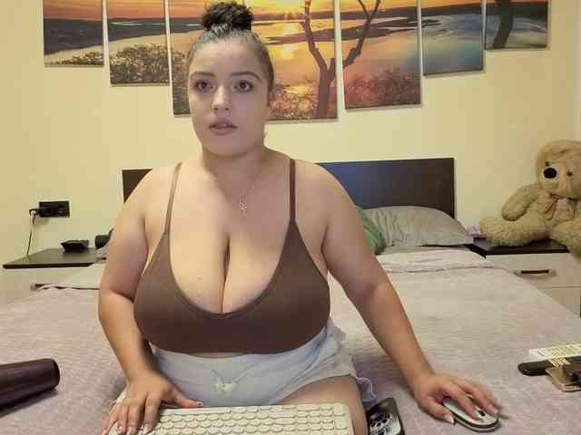 adellineee webcam