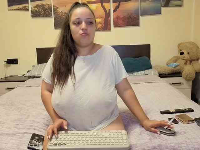 adellineee webcam