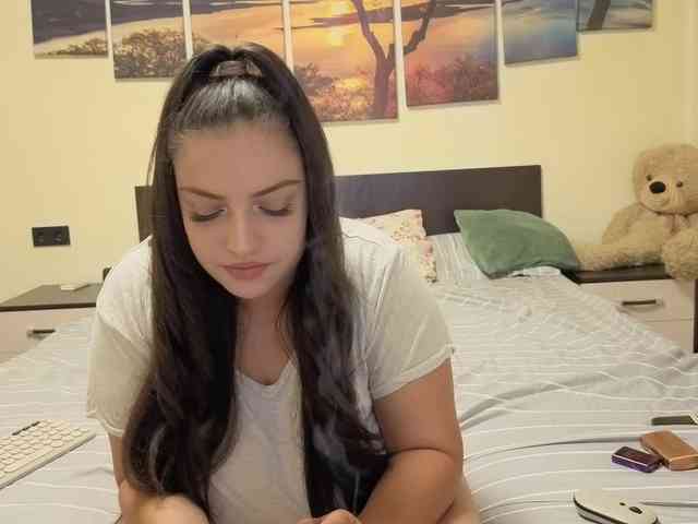adellineee webcam