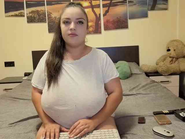 adellineee webcam