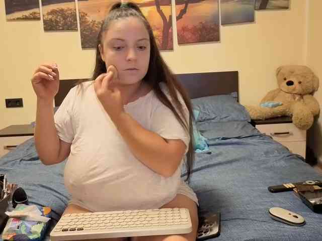 adellineee webcam