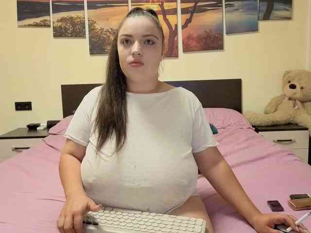 adellineee webcam
