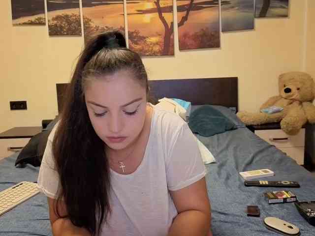 adellineee webcam