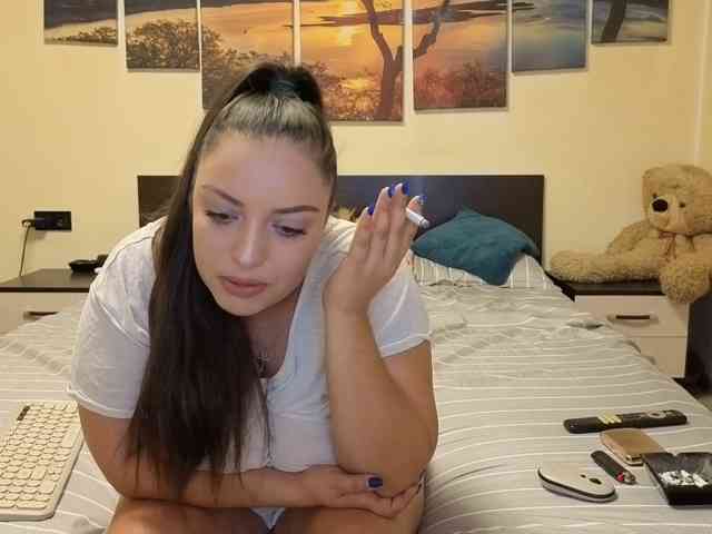 adellineee webcam