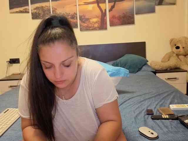 adellineee webcam
