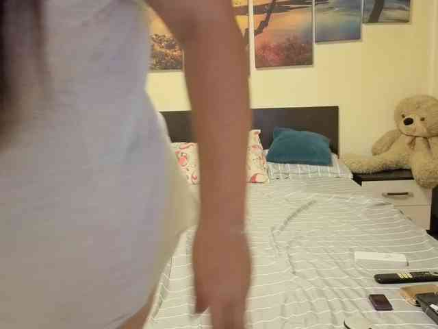 Modella: adellineee