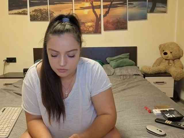 adellineee webcam