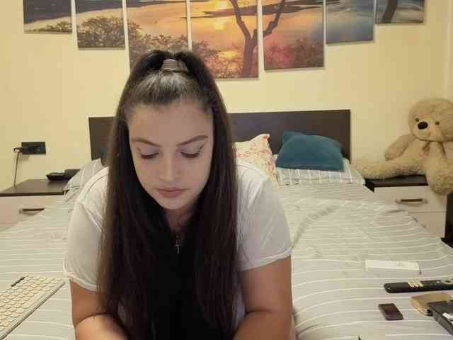 adellineee webcam