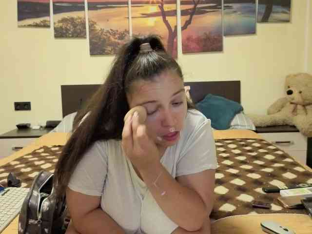 adellineee webcam