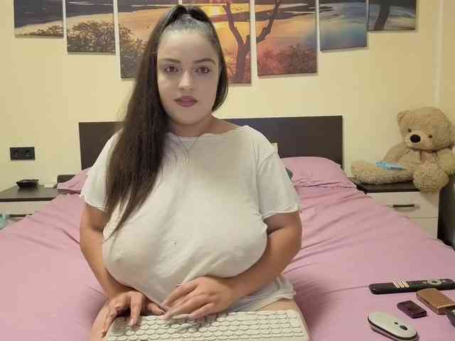 adellineee webcam