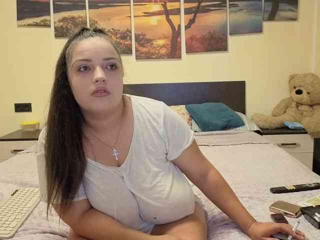 adellineee webcam