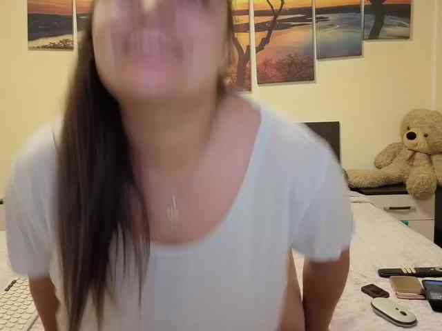 adellineee webcam