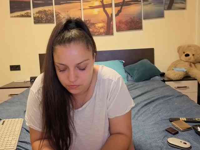adellineee webcam
