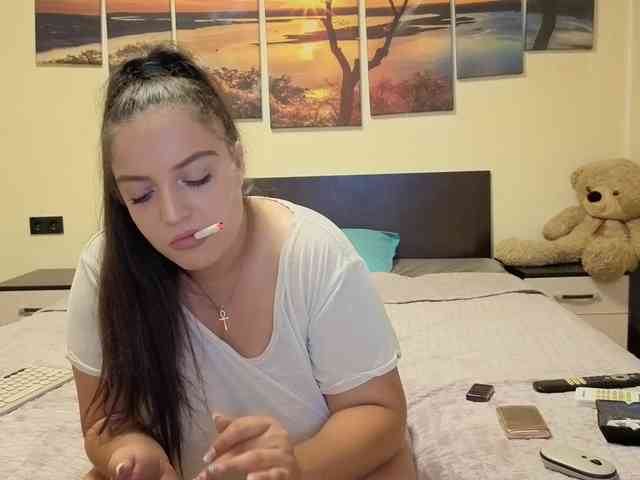 adellineee webcam