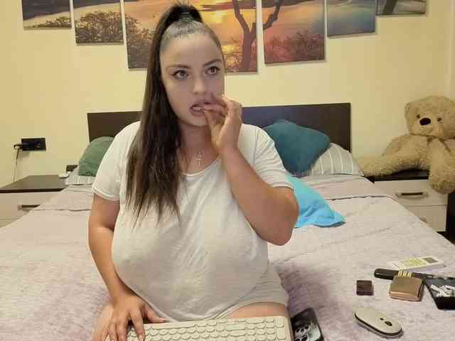 adellineee webcam