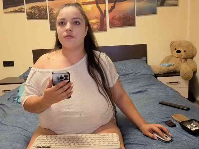 adellineee webcam
