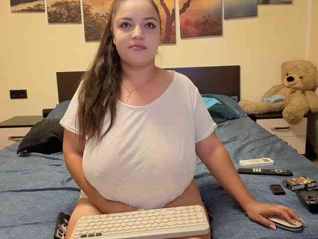 adellineee webcam