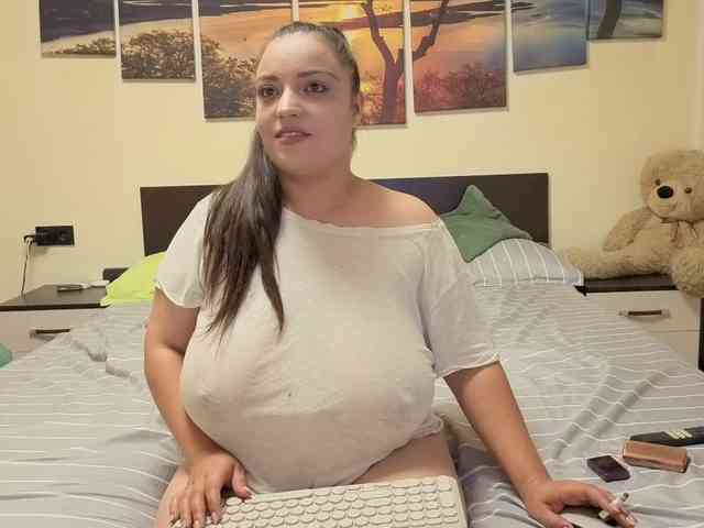 adellineee webcam