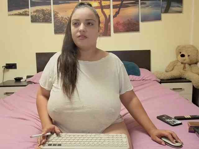 adellineee webcam
