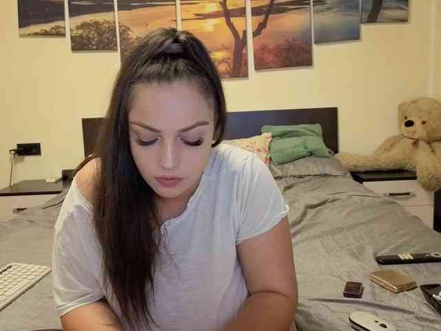 adellineee webcam
