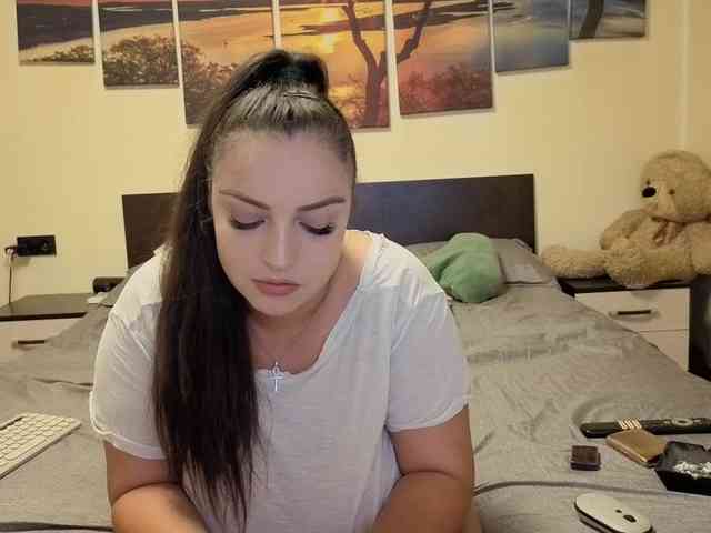 adellineee webcam