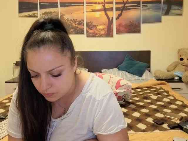 adellineee webcam