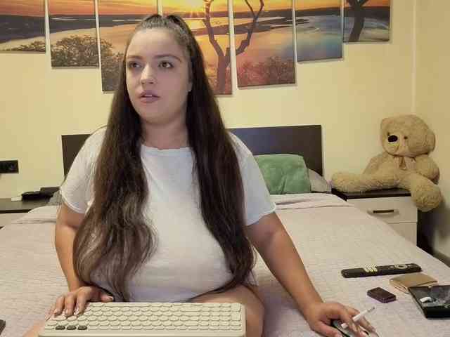 adellineee webcam