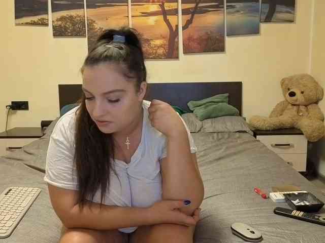 adellineee webcam