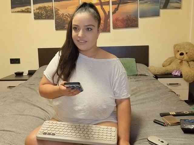 adellineee webcam