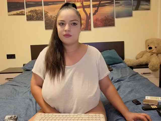 adellineee webcam
