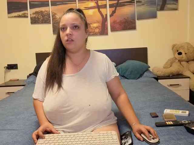 adellineee webcam