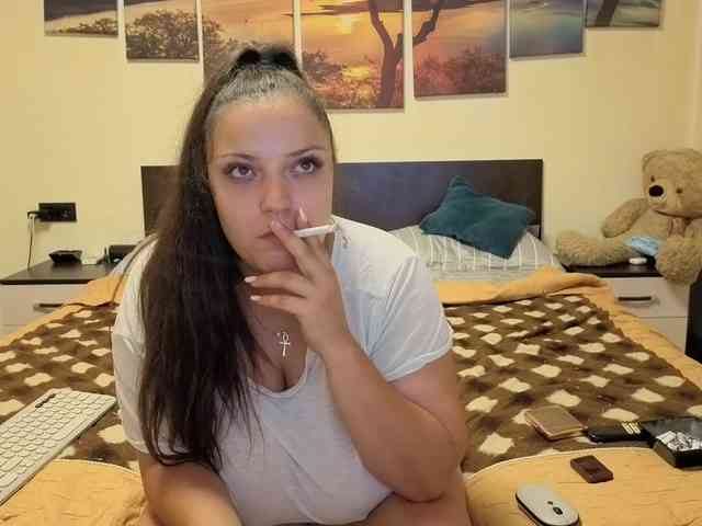 adellineee webcam