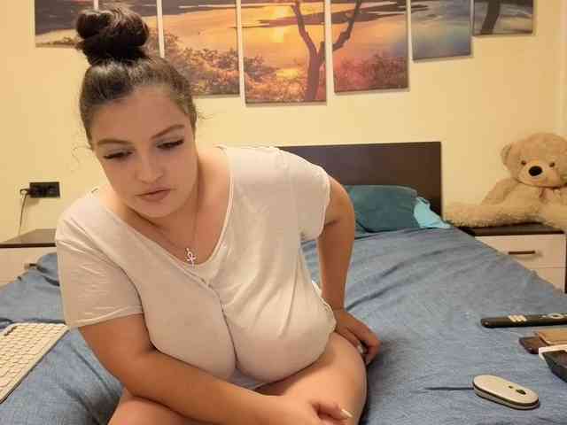 adellineee webcam
