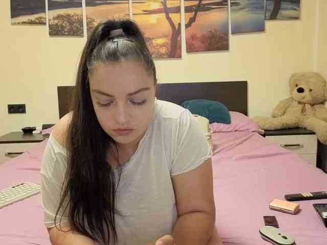 adellineee webcam