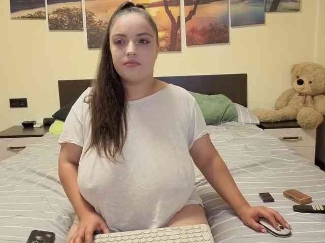 adellineee webcam