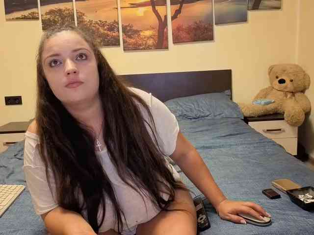 adellineee webcam