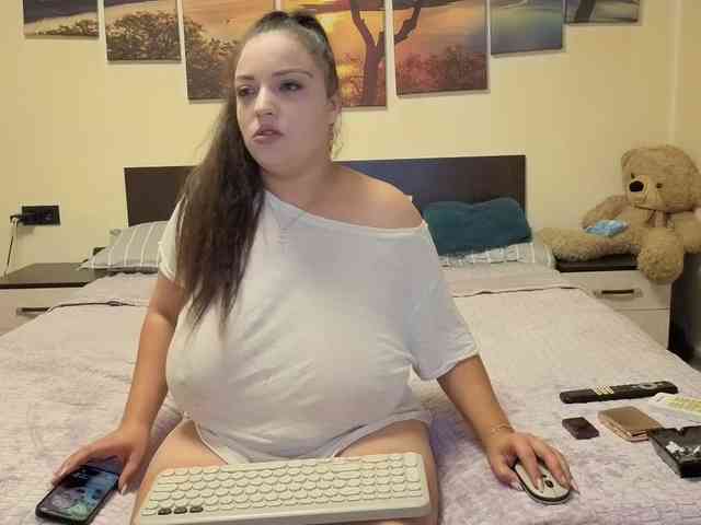 adellineee webcam