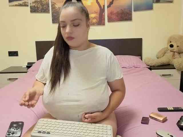 adellineee adellineee
