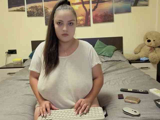 adellineee webcam