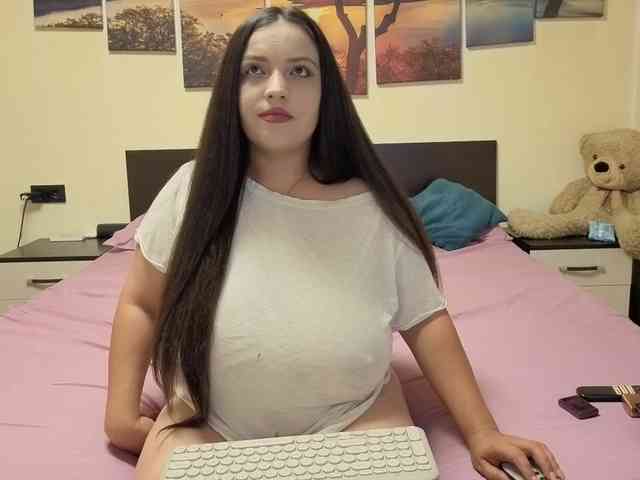 adellineee webcam