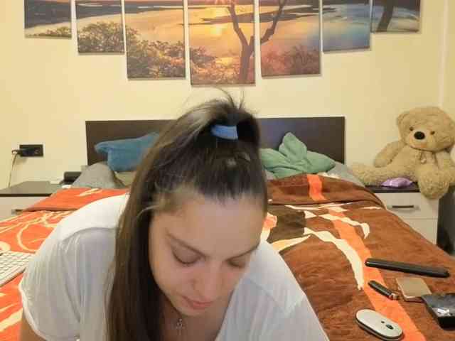adellineee webcam