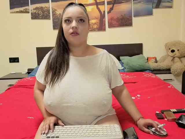 adellineee webcam