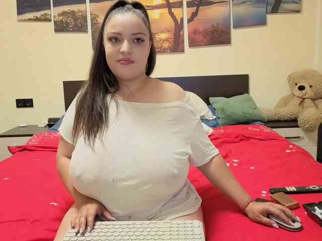 adellineee webcam