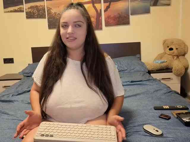 adellineee webcam