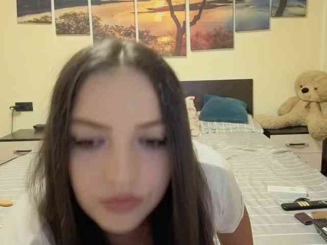 adellineee webcam