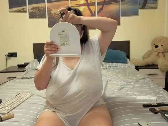adellineee webcam