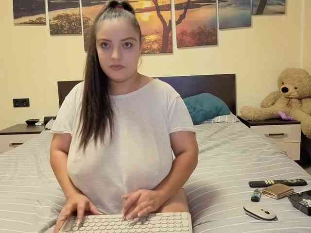 adellineee webcam