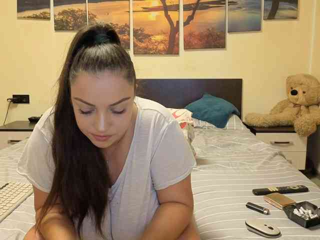 adellineee webcam