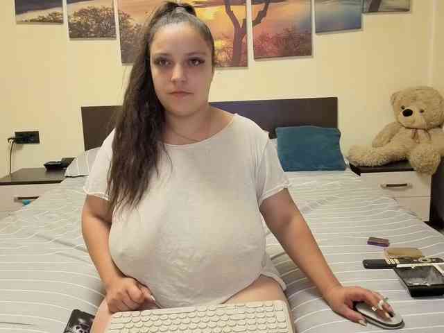 adellineee webcam