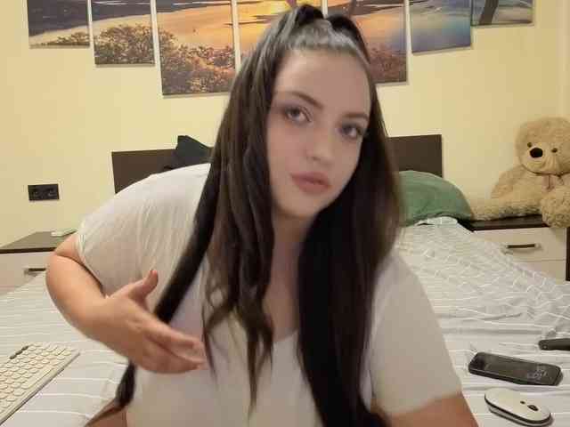 adellineee webcam